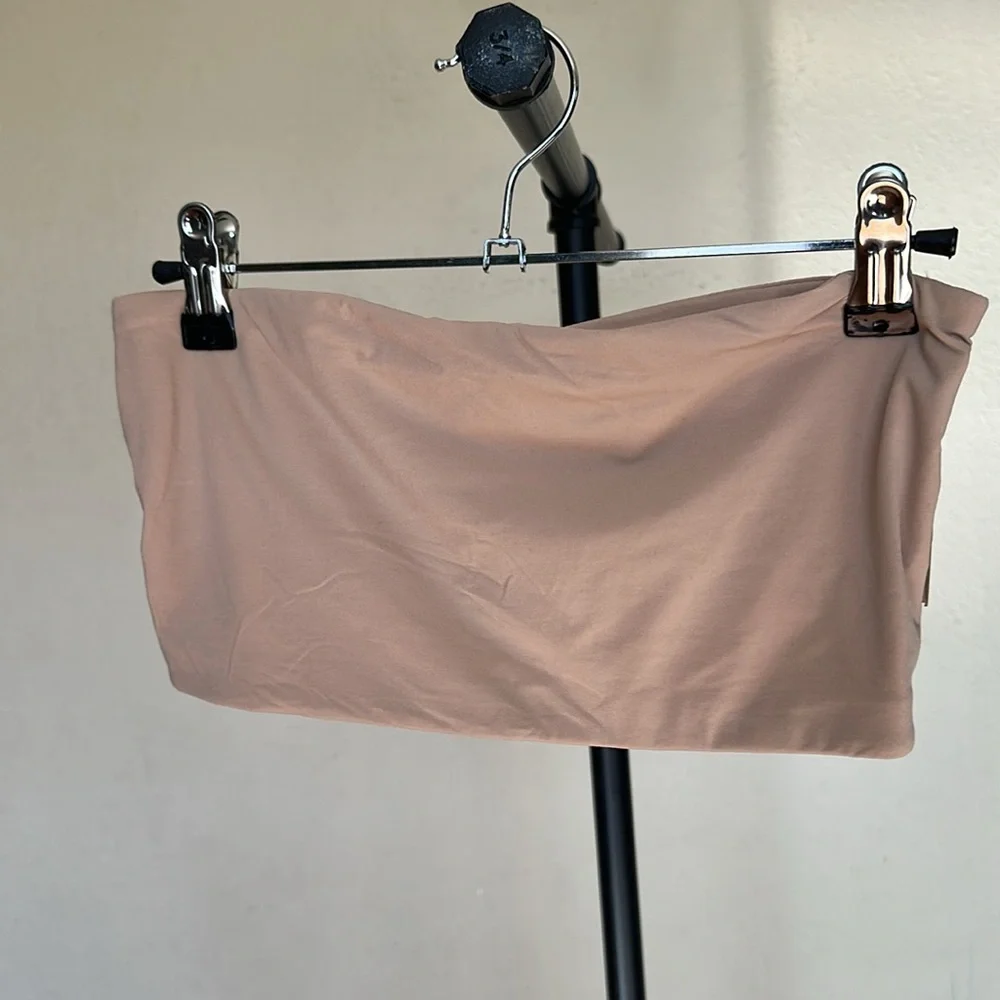 skims fits everybody bandeau‎ COLOR CLAY SIZE M NWT - Picture 3 of 4